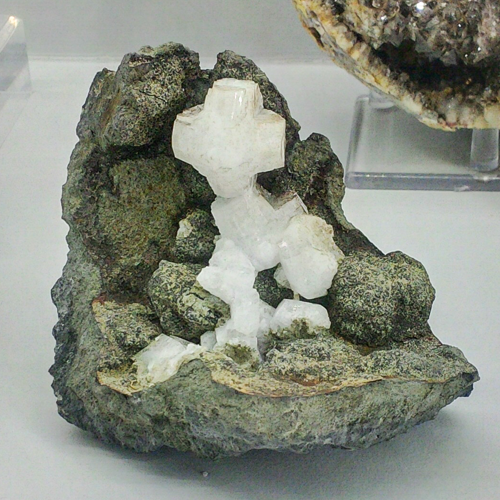 Phillipsite, Alter Stein Quarry, Allendorf, Hessen, Germany - Andreas Leinweber Collection.