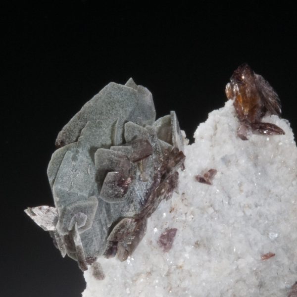 Axinite, Clinochlore - Image 4