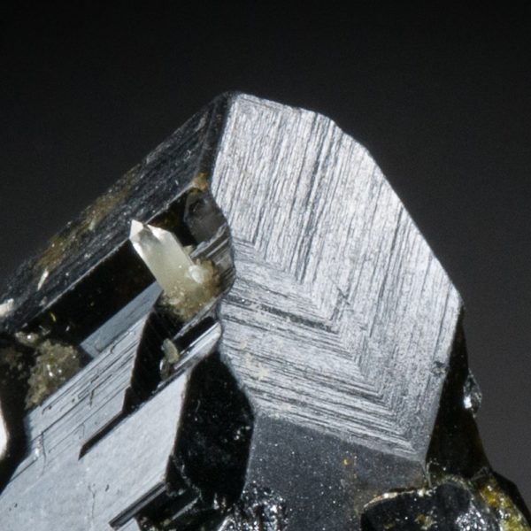 Epidote (Twinned) - Image 4