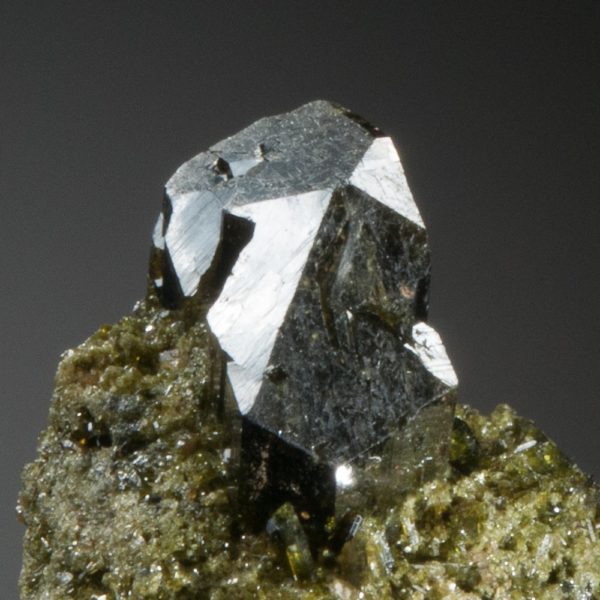 Epidote - Image 3