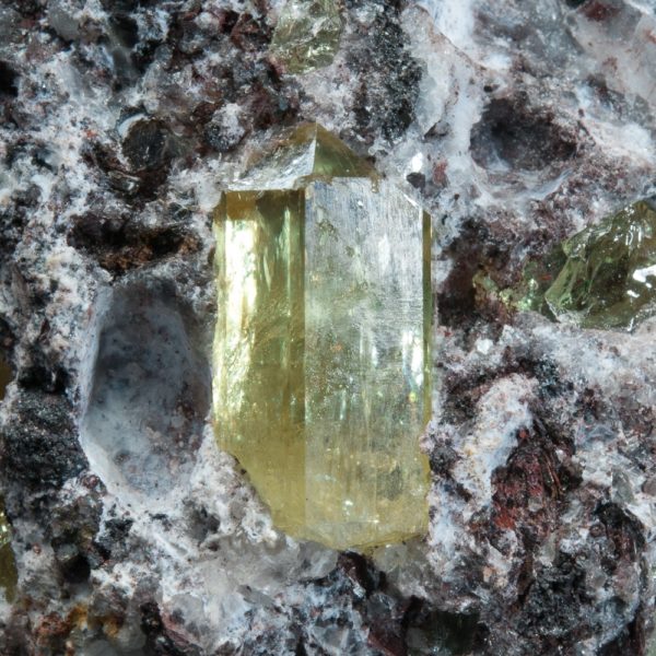 Fluorapatite - Image 3