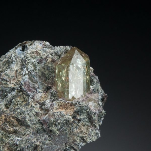 Fluorapatite - Image 3