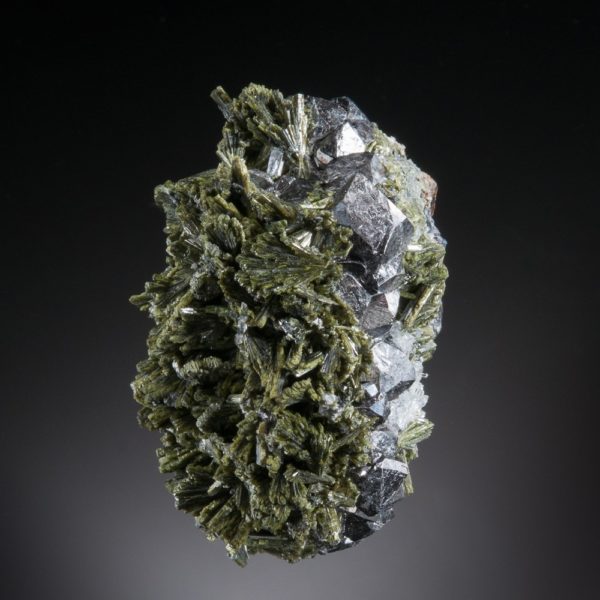 Magnetite, Epidote