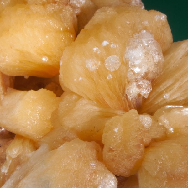 Stilbite, Analcime - Image 3