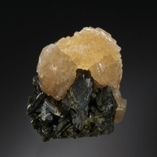 Stilbite, Epidote - Image 3