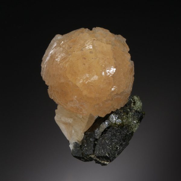 Stilbite on Epidote - Image 2