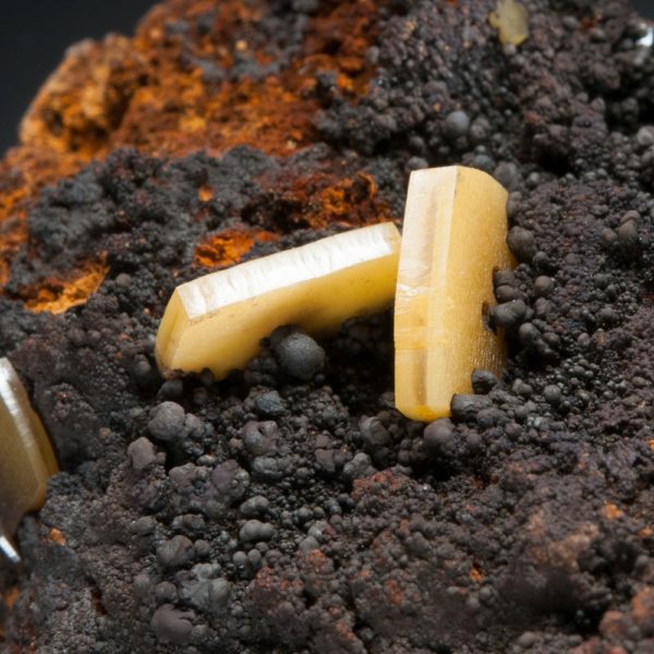 Wulfenite - Image 4
