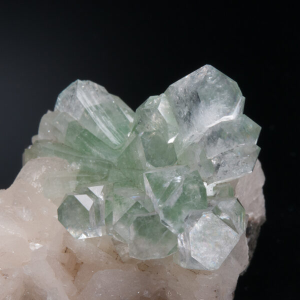 Fluorapophyllite - Image 3