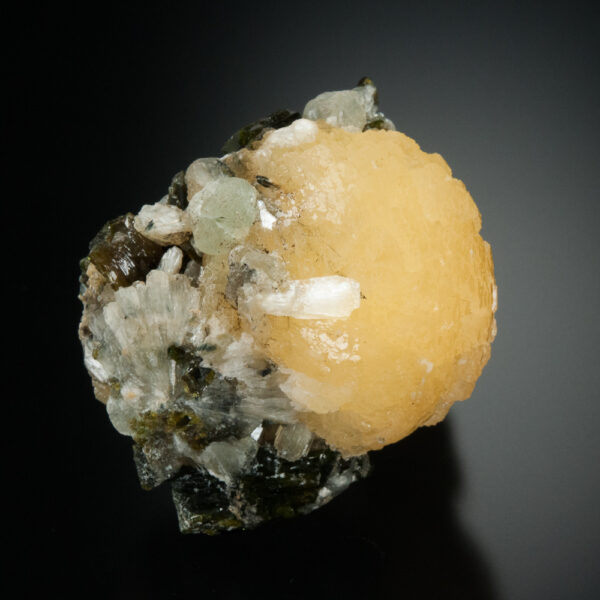 Stilbite, Epidote - Image 2