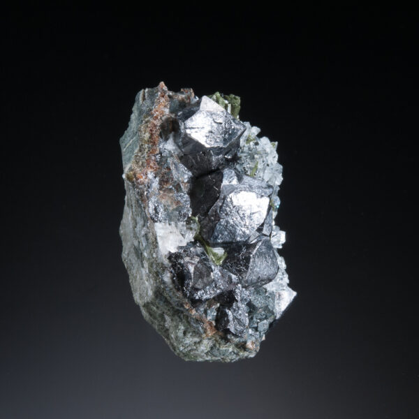 Magnetite, Epidote - Image 3