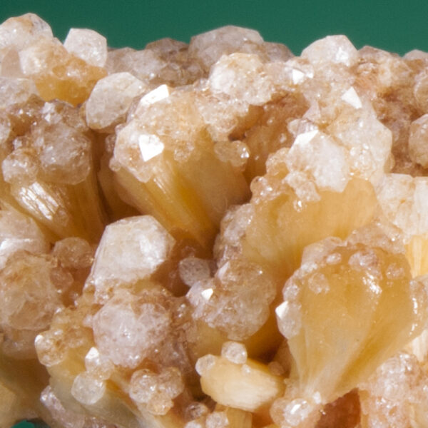 Analcime, Stilbite - Image 4