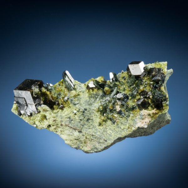 Andradite Garnet, Diopside