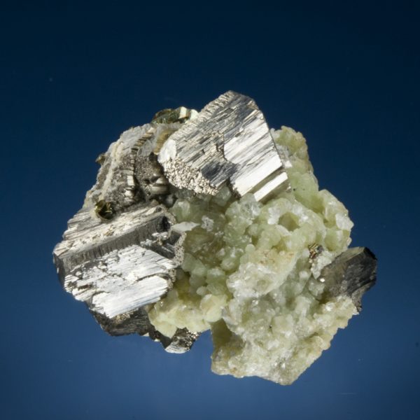 Arsenopyrite, Muscovite