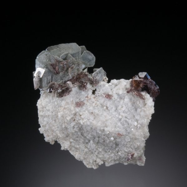Axinite, Clinochlore