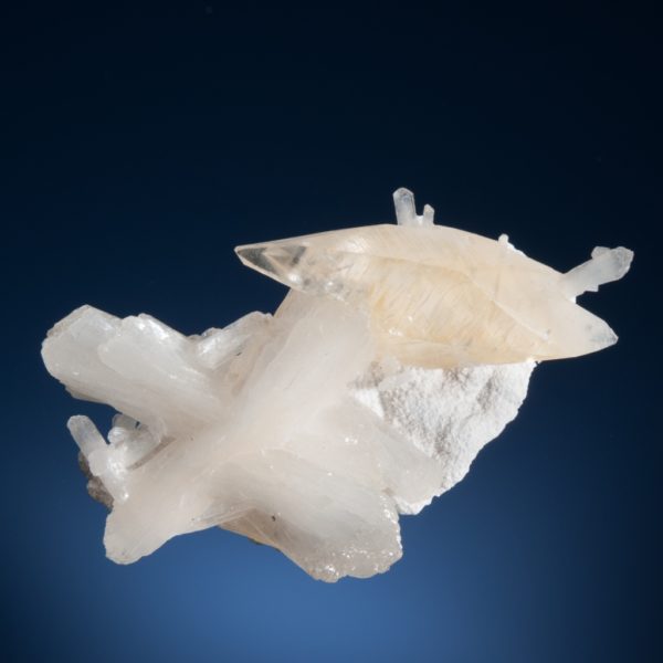 Calcite, Stilbite