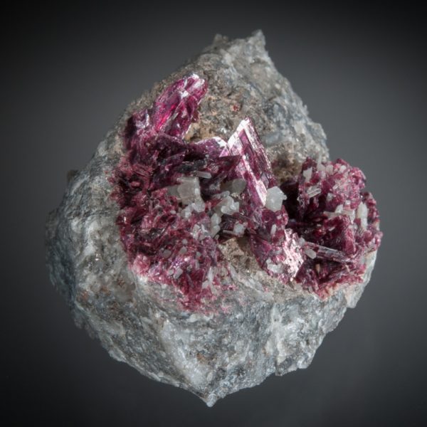 Erythrite