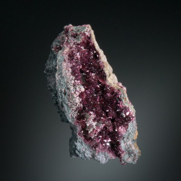 Erythrite