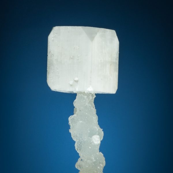 Hydroxyapophyllite, Prehnite