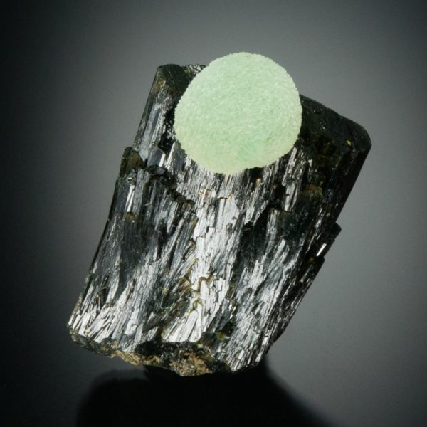 Prehnite, Epidote