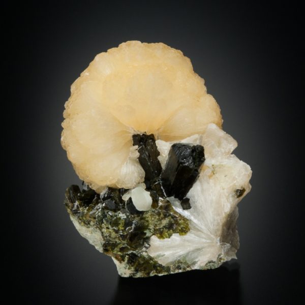 Stilbite, Epidote