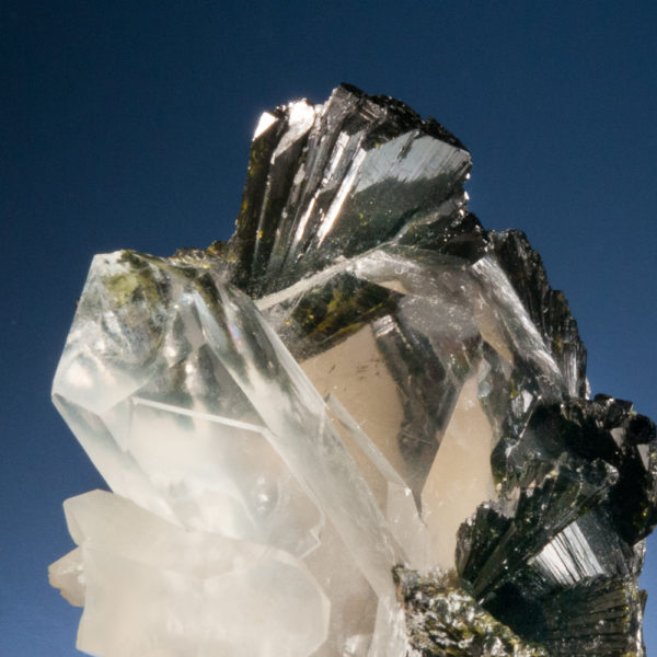 Epidote, Quartz - Image 2