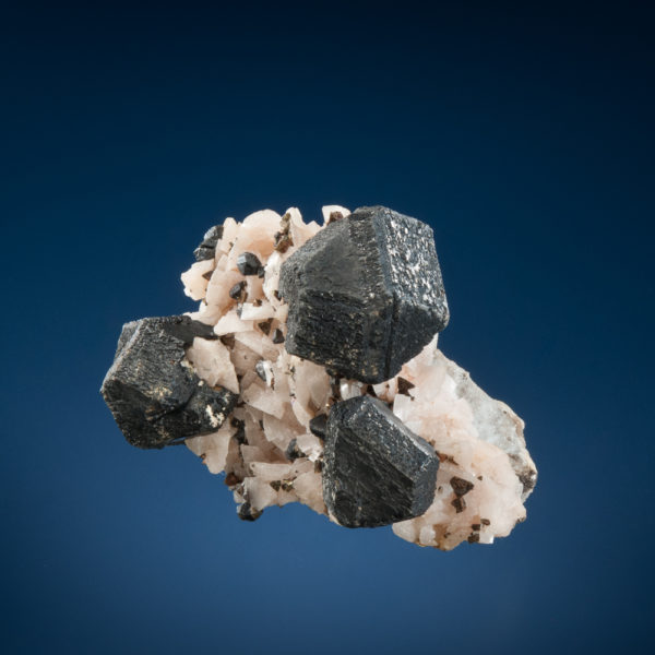 Sphalerite (Twinned), Dolomite - Image 2