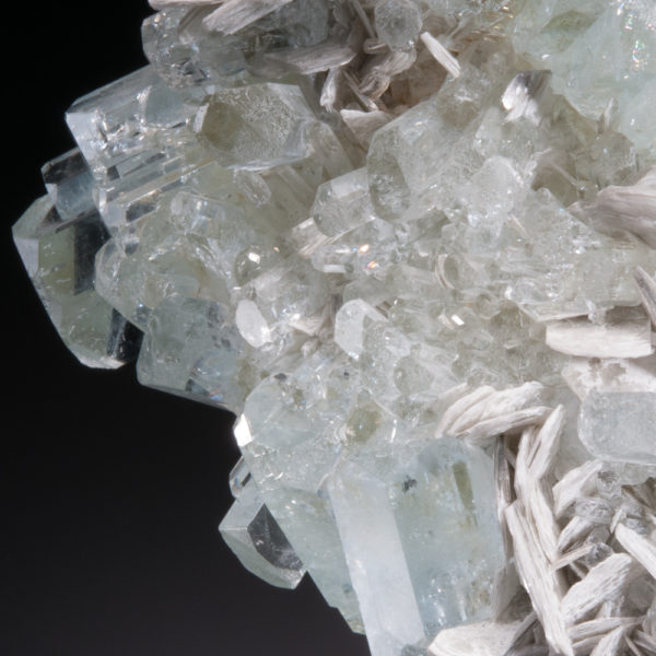 Beryl, var. Aquamarine - Image 3