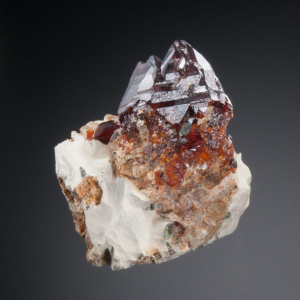 Hydroxylclinohumite - Image 5