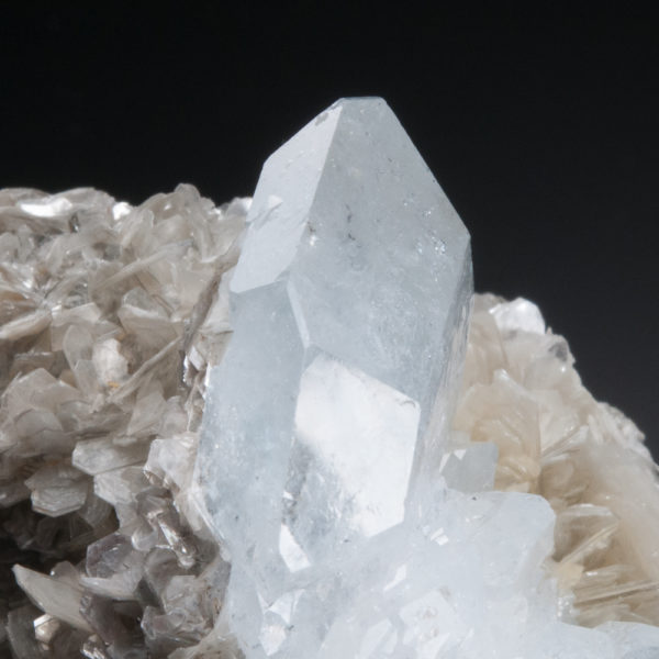 Beryl, var. Aquamarine - Image 4