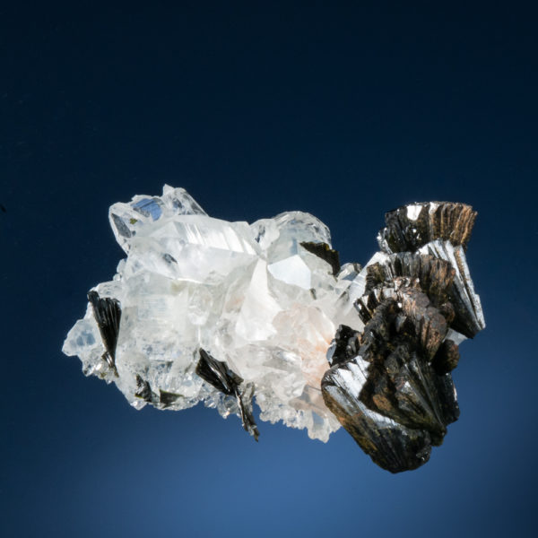 Quartz, Epidote - Image 5