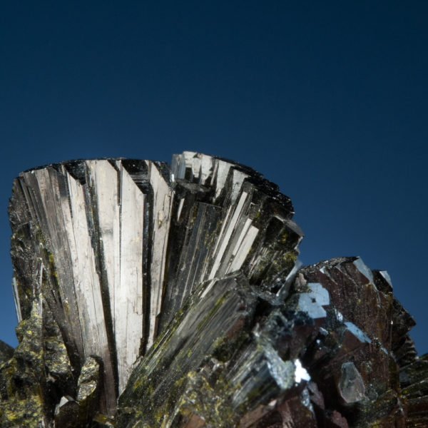 Epidote - Image 6