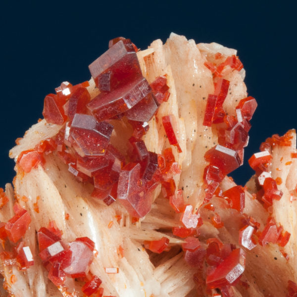 Barite, Vanadinite - Image 2