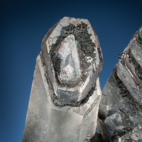 Quartz, Hematite - Image 7