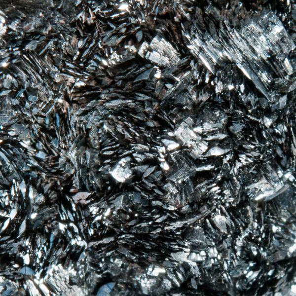 Manganite - Image 2