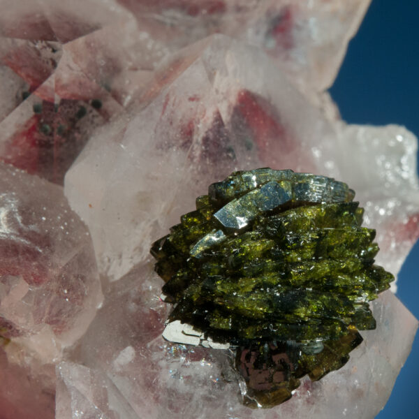 Quartz (Phantoms, Inclusions), Epidote - Image 5
