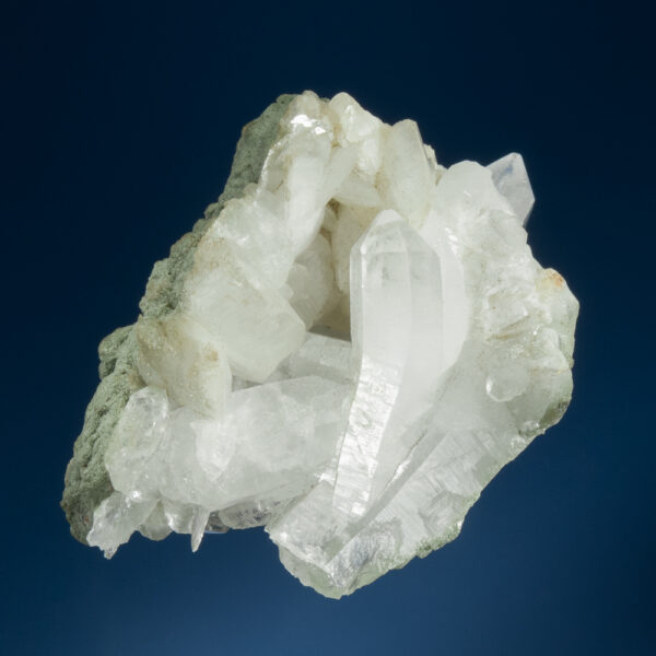 Quartz (Curved Crystals), Magnesite