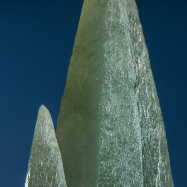 Quartz, Hedenbergite inclusions - Image 3