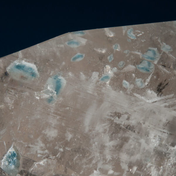 Quartz, Fluorapatite inclusions - Image 3