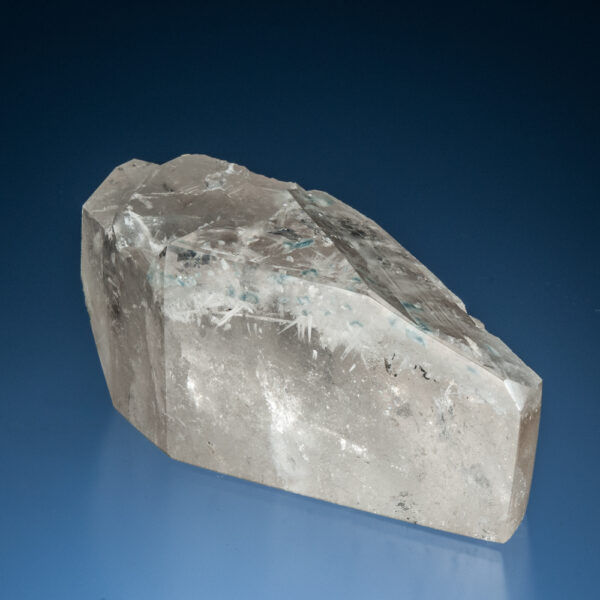 Quartz, Fluorapatite inclusions - Image 6
