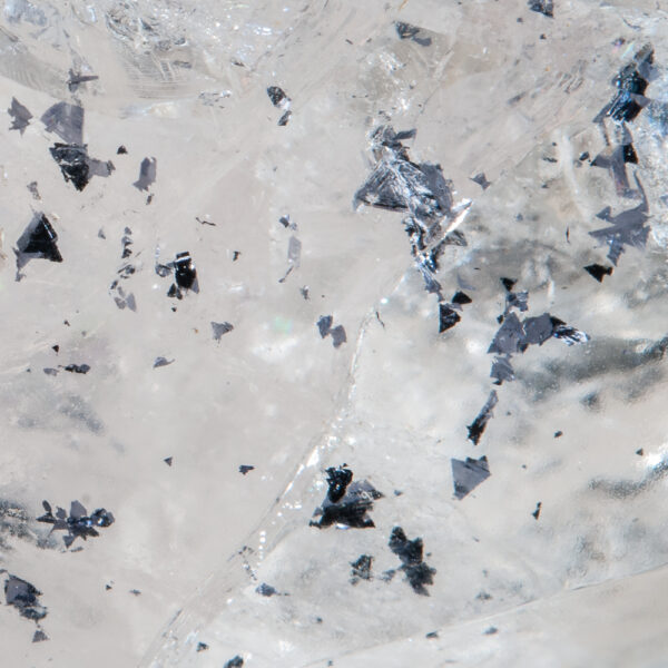 Quartz, Molybdenite inclusions - Image 4