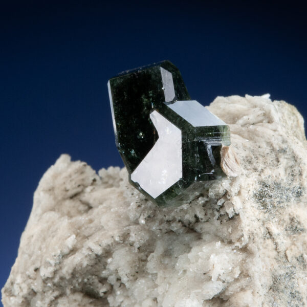 Fluorapatite - Image 3