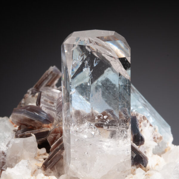 Topaz and Beryl, var. Aquamarine - Image 7