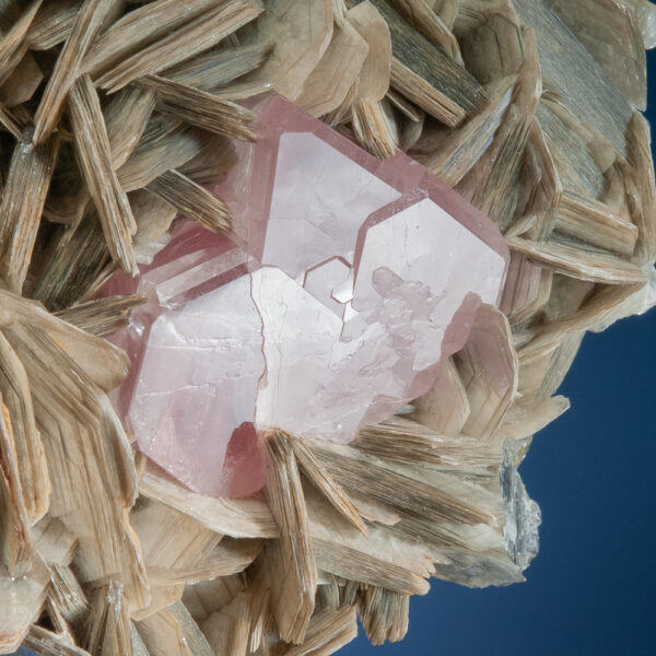Fluorapatite - Image 2
