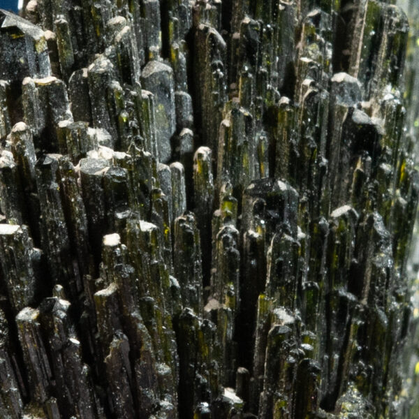 Epidote - Image 5