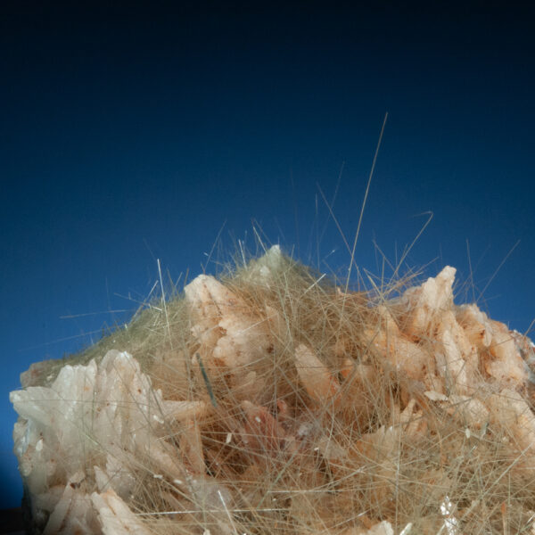 Adularia, Byssolite - Image 3