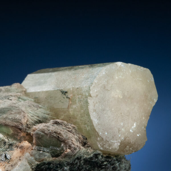 Fluorapatite - Image 3
