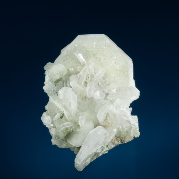 Hydroxyapophyllite-(K)