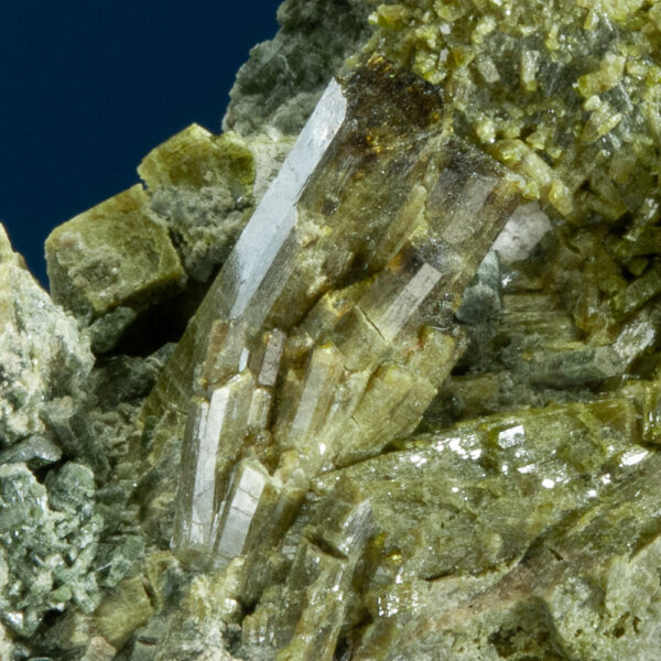 Epidote - Image 2
