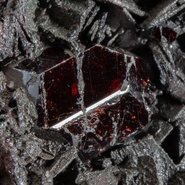 Rutile on Kyanite - Image 2