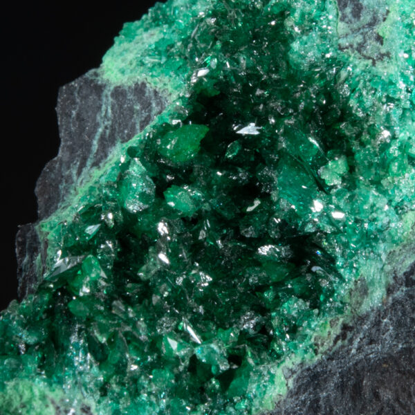 Zincolivenite - Image 2